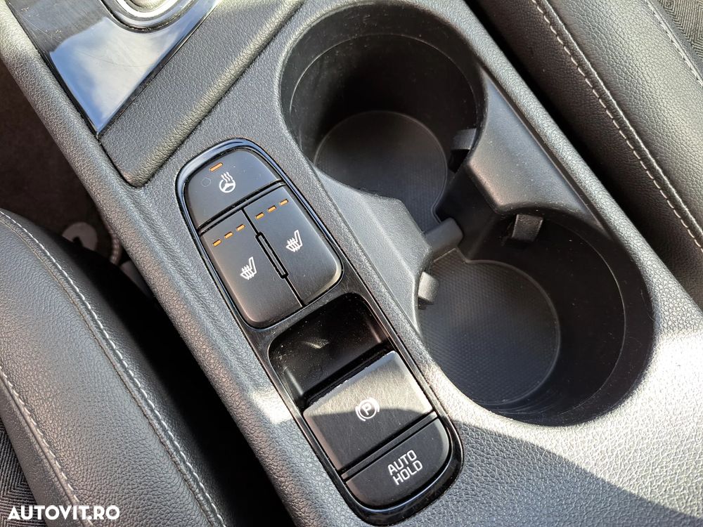 Kia Niro 1.6 GDI HEV 2WD OPF Aut. Vision - 10