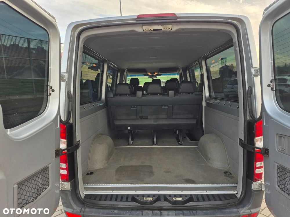 Mercedes-Benz Sprinter 906.255 - 11