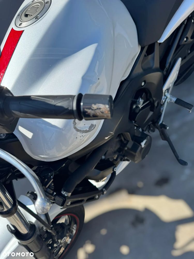 Yamaha FZ6 - 16