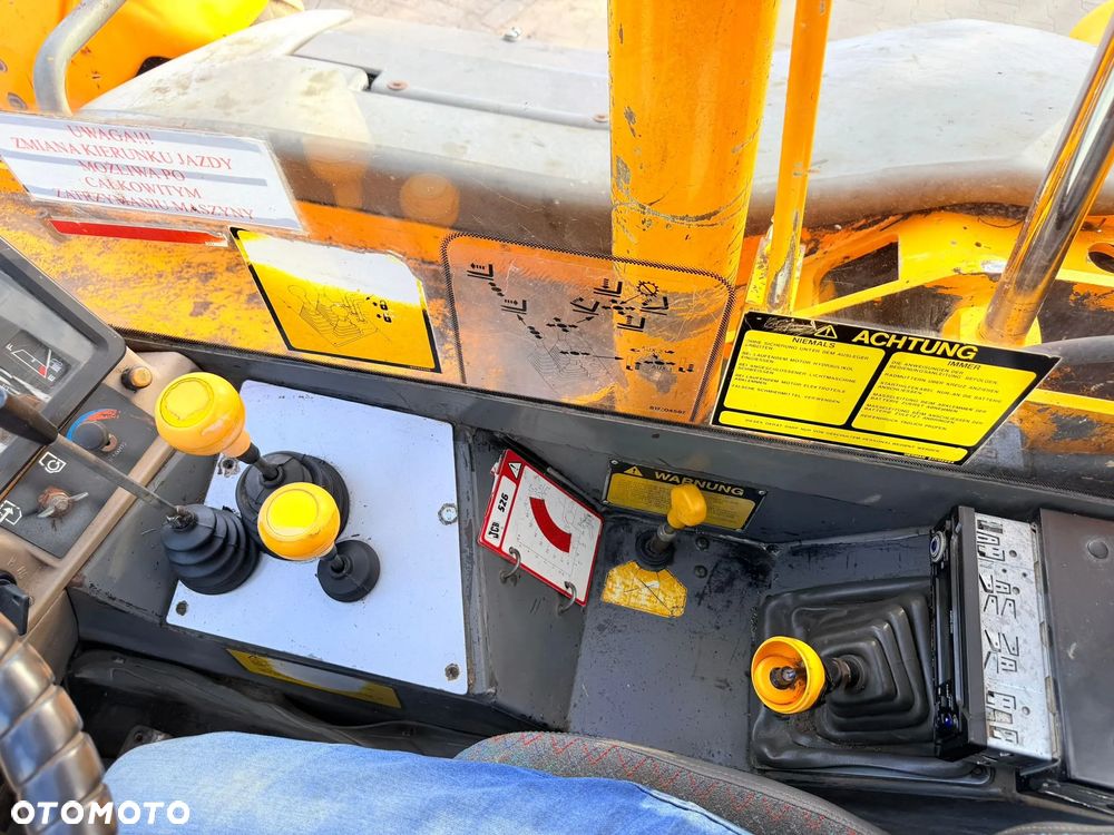 JCB 526-55 - 17