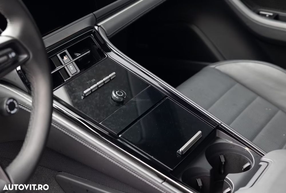 Porsche Panamera 4 - 15