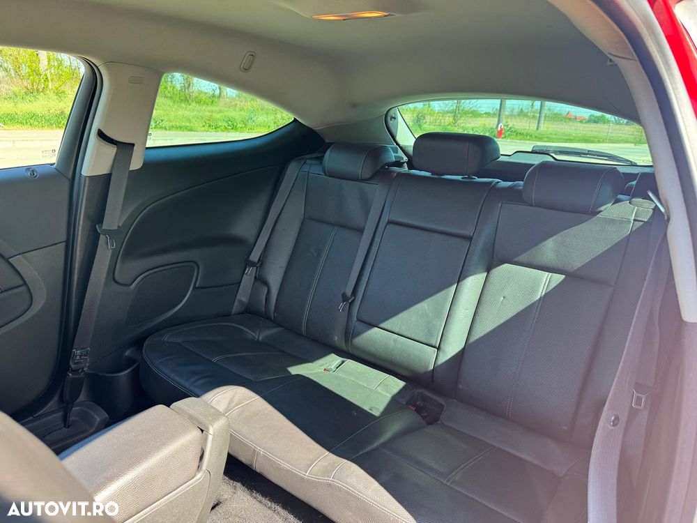 Opel Astra 1.6 Turbo - 13