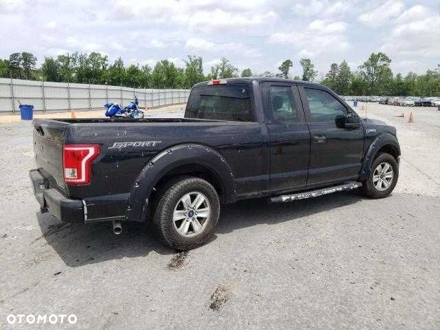 Ford F-150 z 2015 roku, silnik wolnossący — części. - 3
