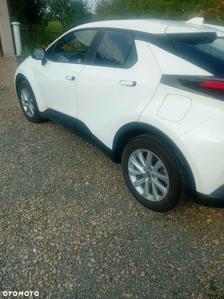 Toyota C-HR - 4