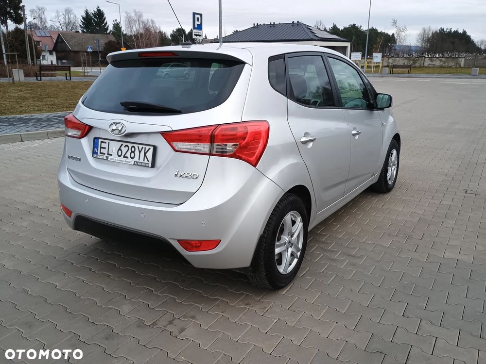 Hyundai ix20 1.6 Comfort - 4