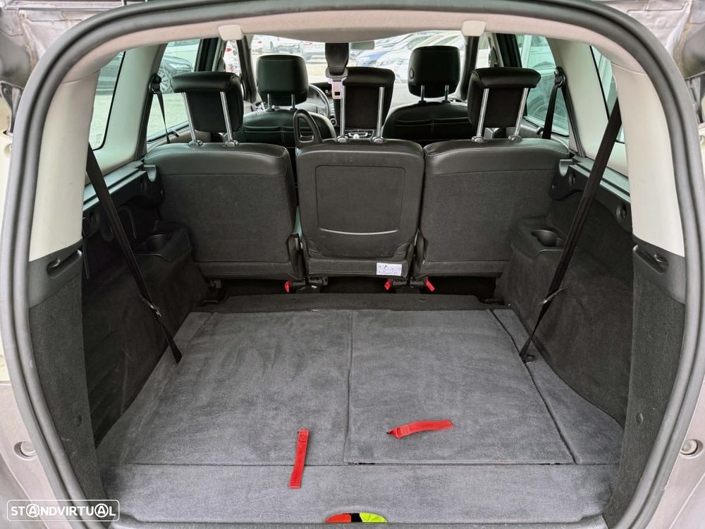 Renault Grand Scénic 1.5 dCi Luxe SS - 21