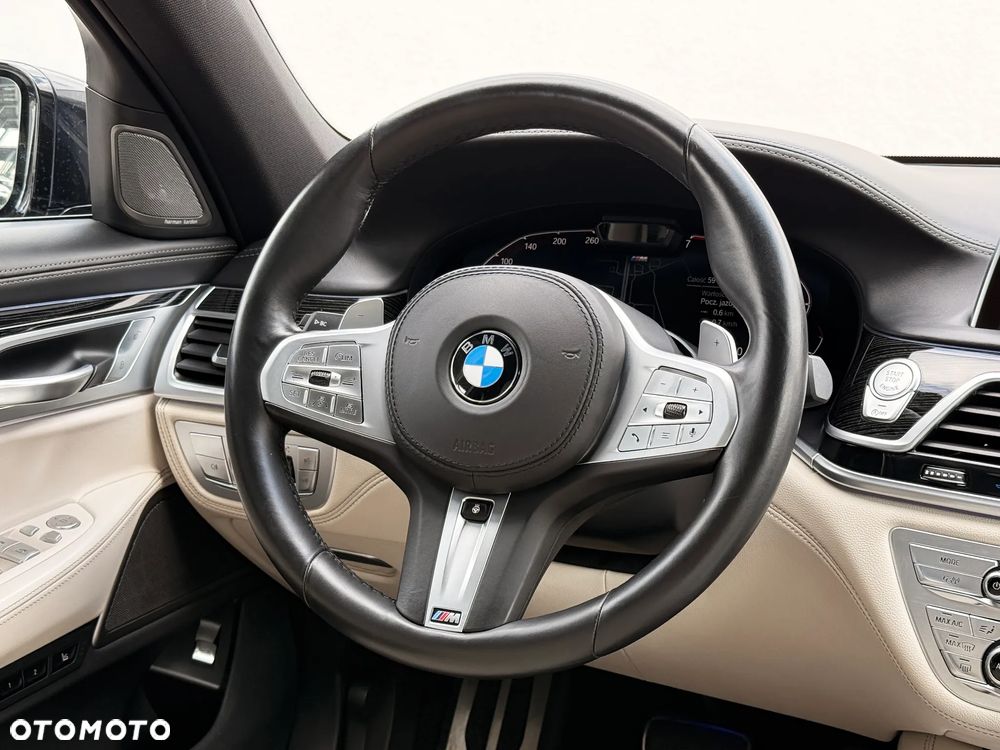 BMW Seria 7 750i xDrive - 19