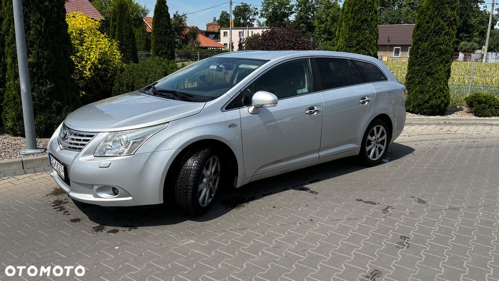 Toyota Avensis 2.2 D-CAT Premium - 2