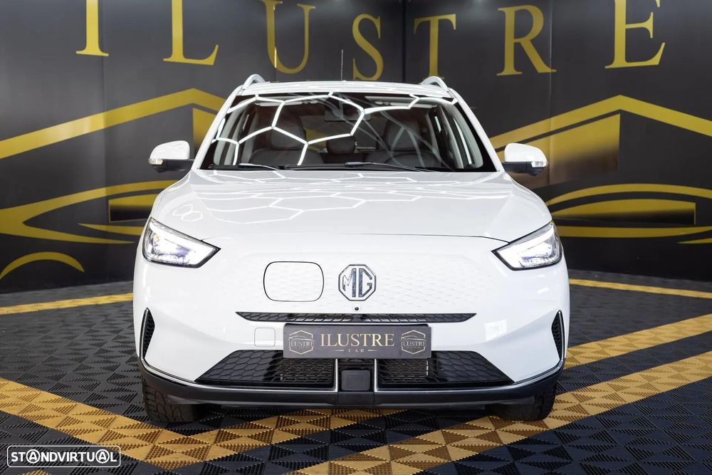 MG ZS EV 72.6 kWh Luxury OBC 11 kW - 3