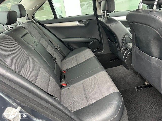Mercedes-Benz C 220 CDi Avantgarde BE 123g - 23