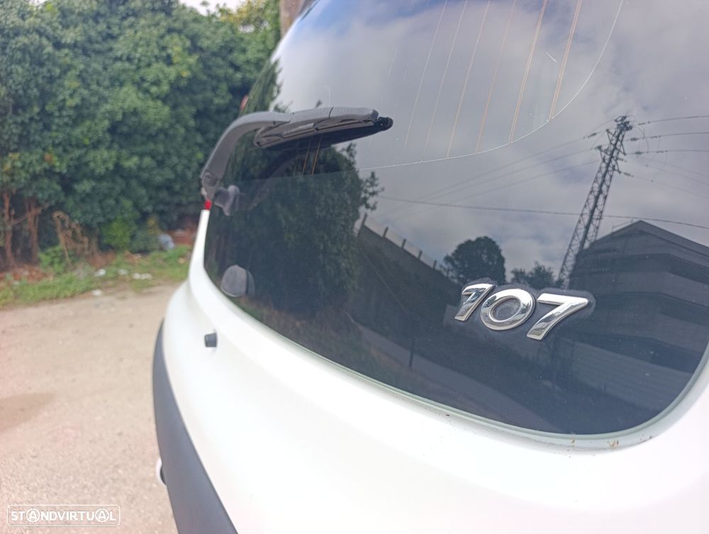 Peugeot 107 1.4 HDi Trendy - 12