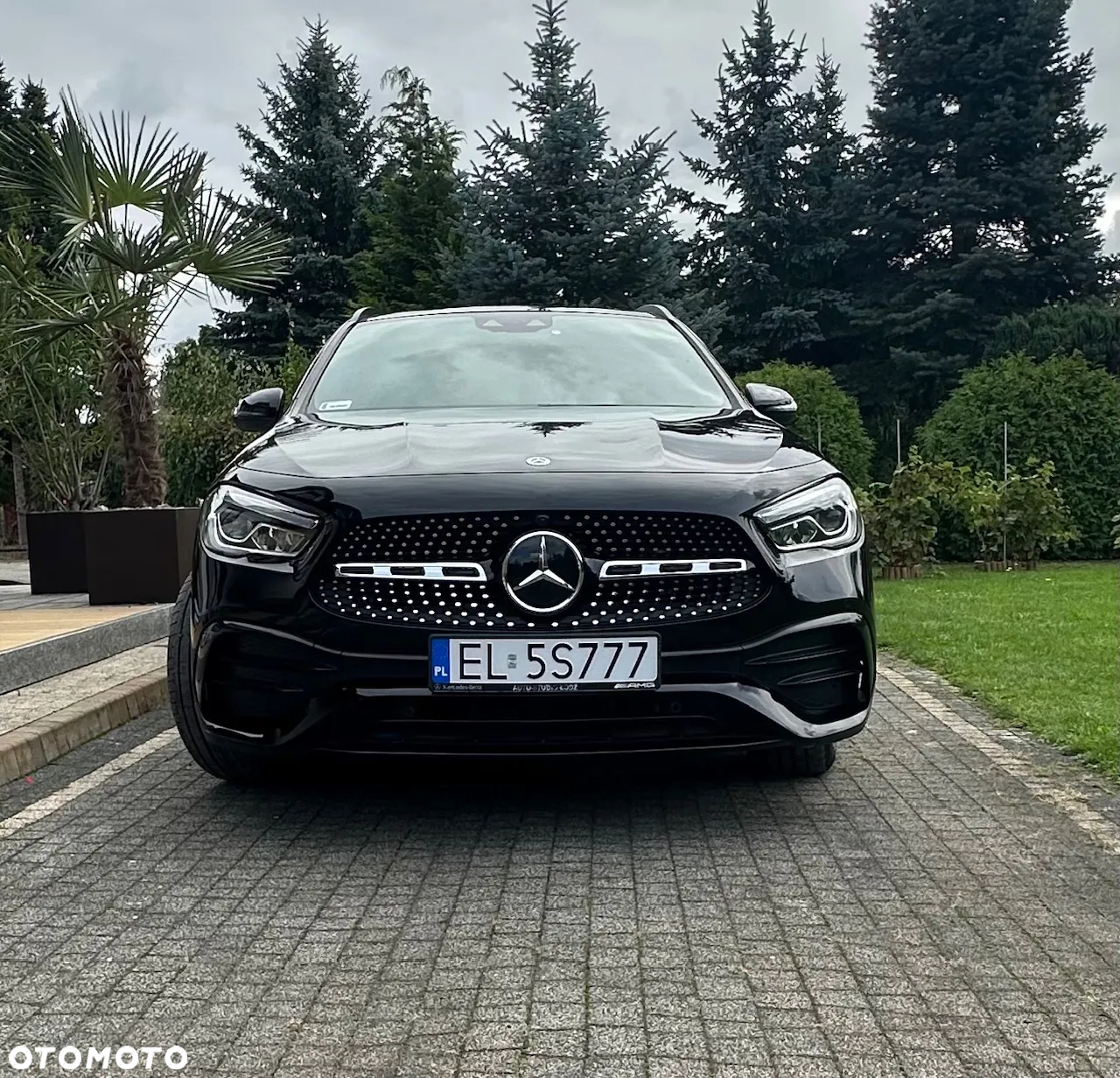 Mercedes-Benz GLA 200 d 4-Matic AMG Line - 14