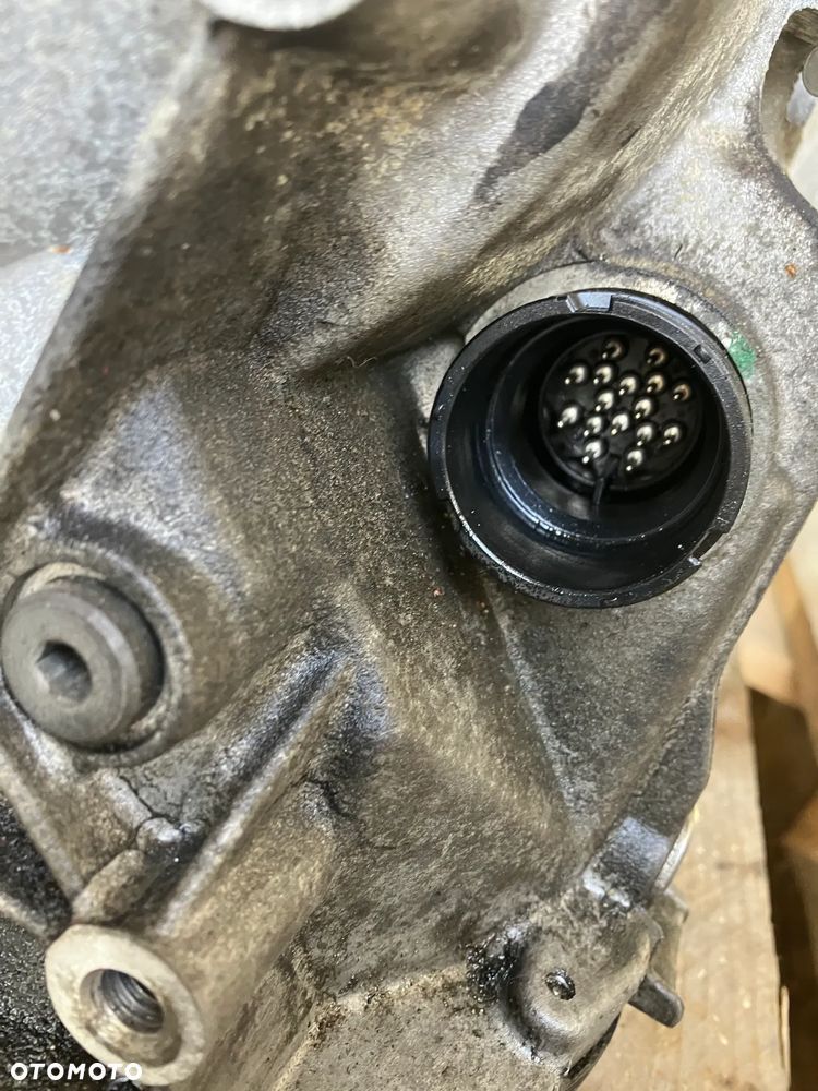 SKRZYNIA BIEGÓW AUTOMAT BMW E60 E61 M57N LIFT 6HP28 JOYSTICK 3.0D 235KM KONWENTER SPRZĘGŁO HYDROKINETYCZNE 6HP-28 OEM 7575795 - 4