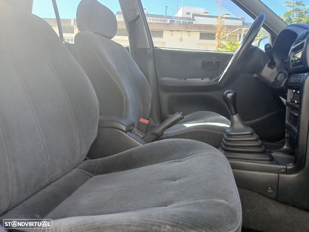 Nissan Sunny Hatchback 1.4 LX - 6