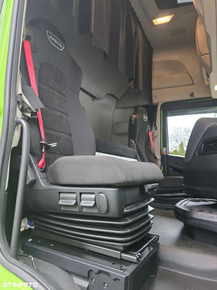 Iveco S-WAY 570 - 35