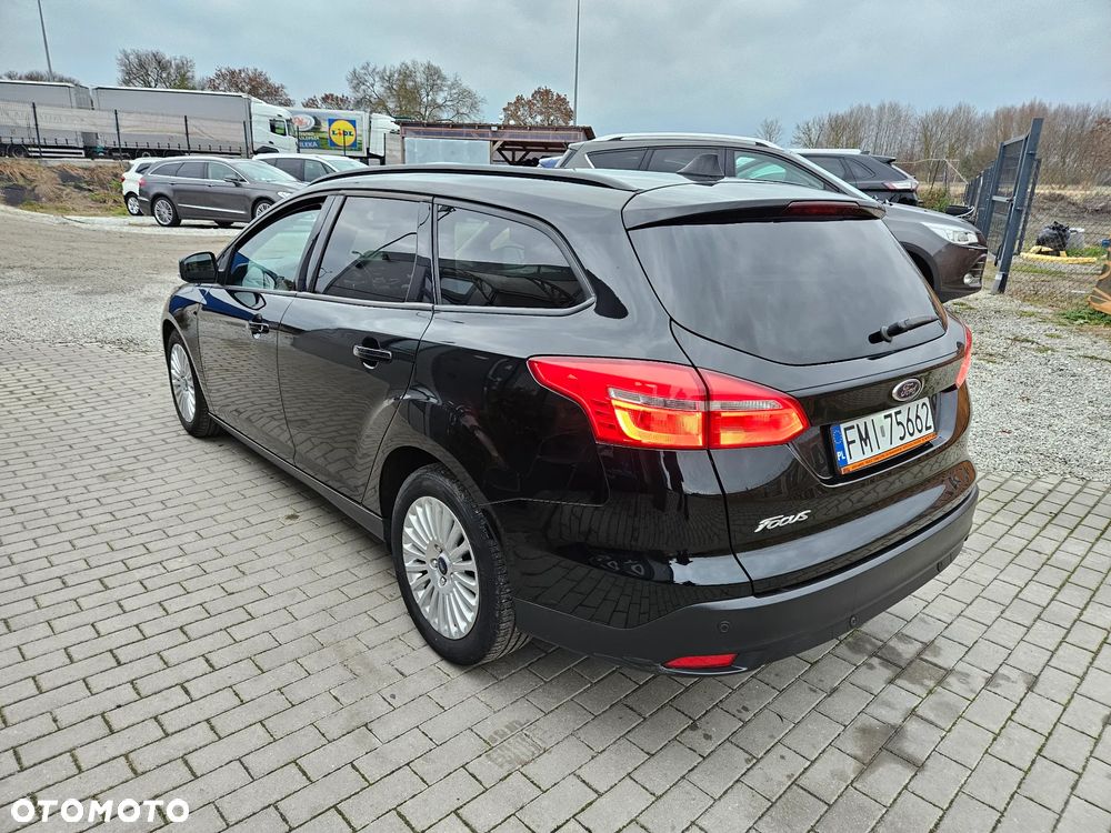 Ford Focus 1.5 TDCi DPF Start-Stopp-System Business - 11