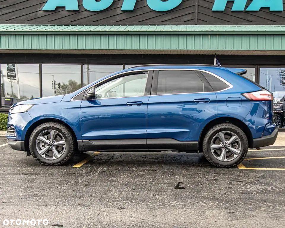 Ford Edge - 4