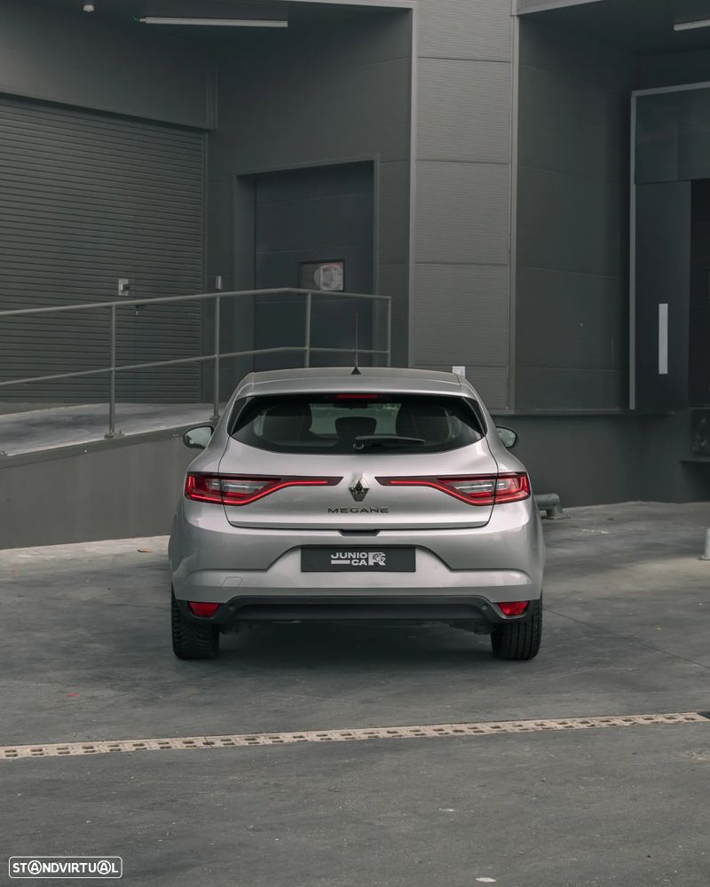 Renault Mégane - 6