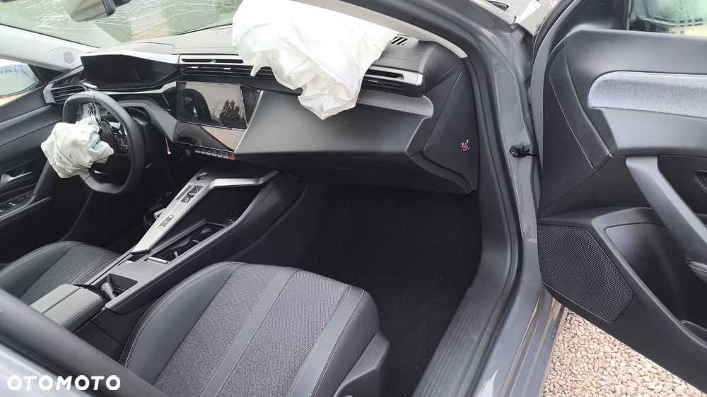 Peugeot 308 - 10