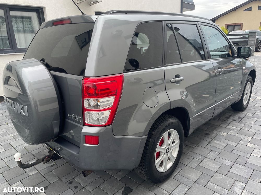 Suzuki Grand Vitara 2.0 Automatik Comfort Family - 5