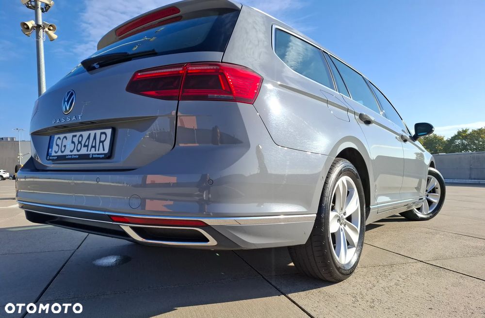 Volkswagen Passat Variant 1.5 TSI EVO Elegance DSG - 37