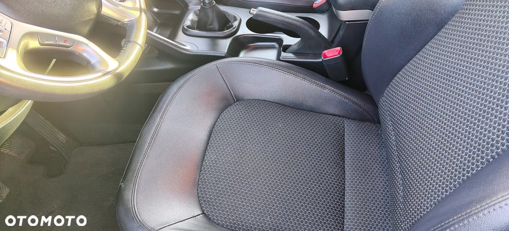 Hyundai ix35 2.0 CRDi 4WD Premium - 9