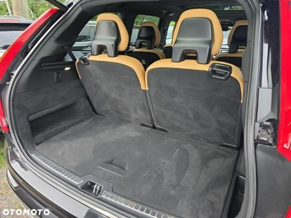 Volvo XC 90 - 10