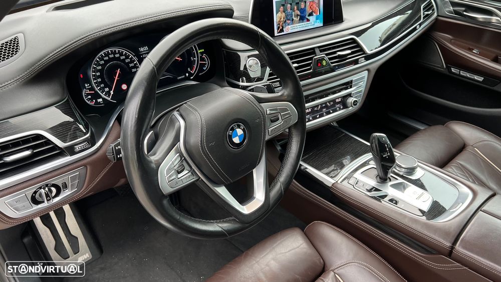 BMW 730 d Pack M - 21