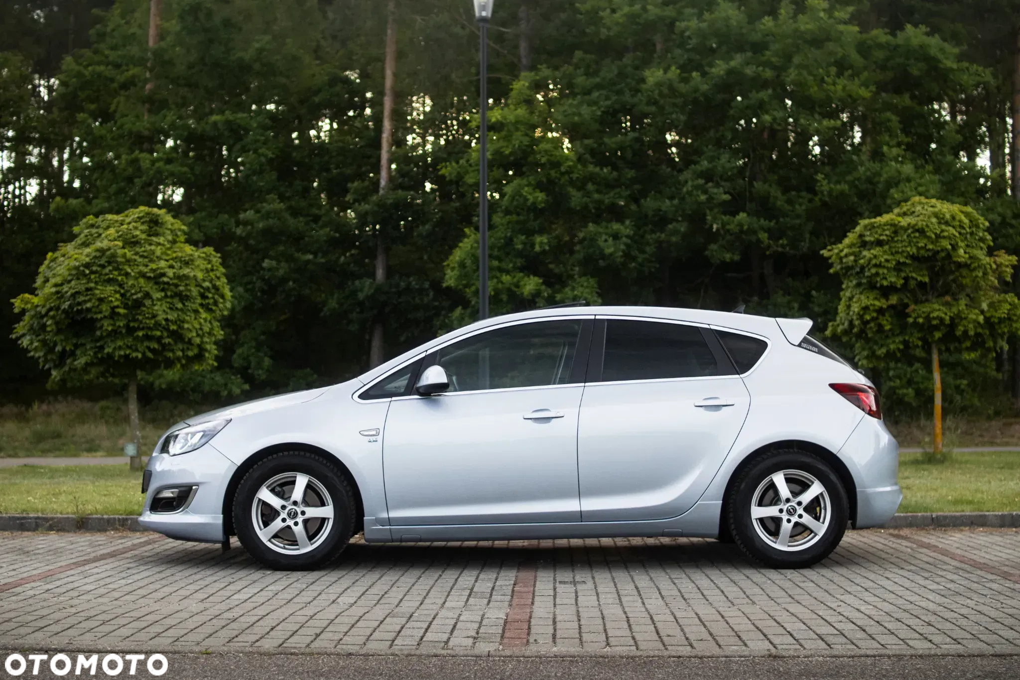 Opel Astra 2.0 CDTI DPF Sport - 22