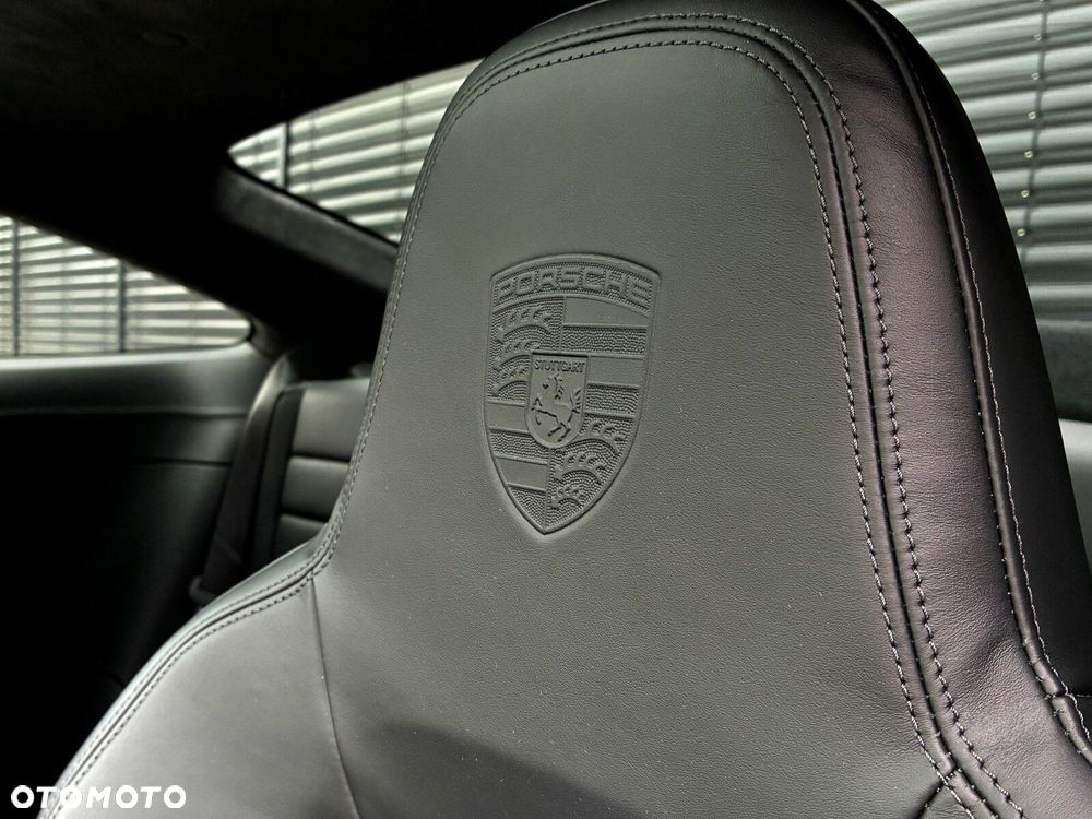 Porsche 911 - 27
