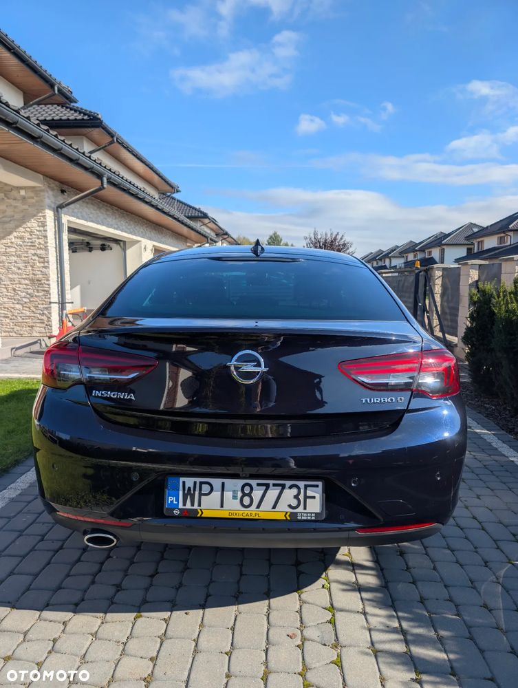 Opel Insignia 2.0 CDTI Executive - 3