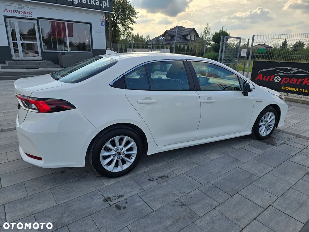 Toyota Corolla 1.8 Hybrid GPF Comfort - 16