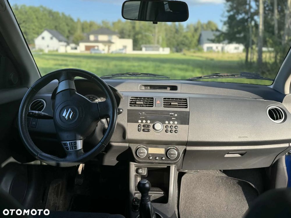 Suzuki Swift 1.3 DDiS Club - 7