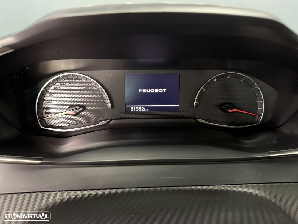 Peugeot 2008 1.2 PureTech Active - 18