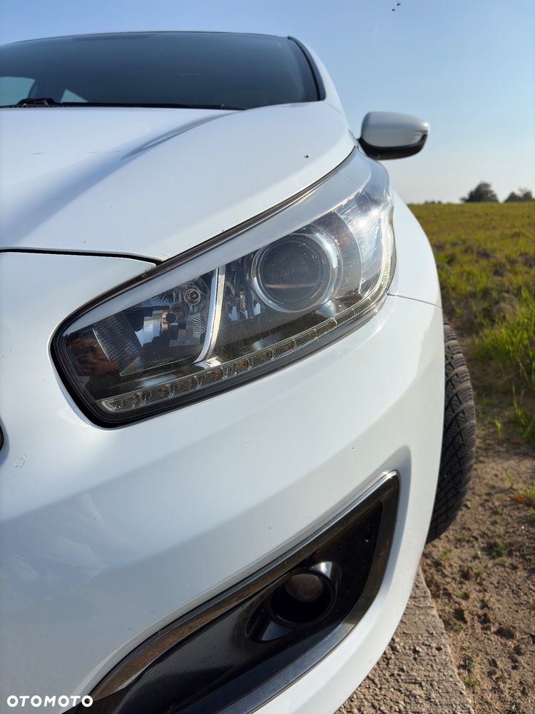 Kia Ceed - 30