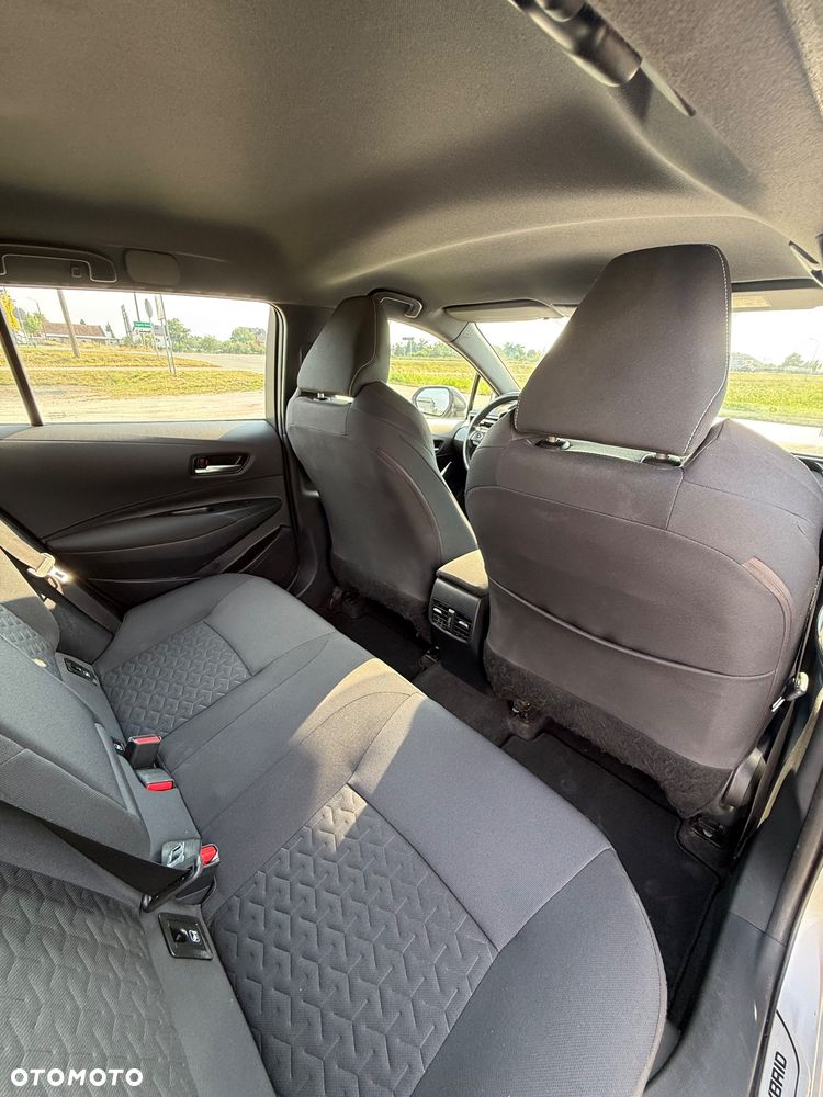 Toyota Corolla 1.8 Business Edition - 11