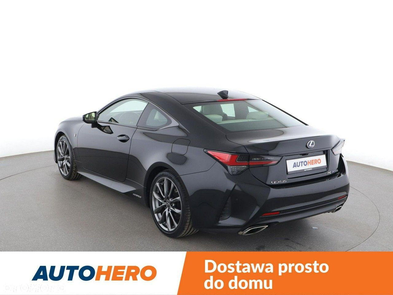 Lexus RC 300h F Sport - 4