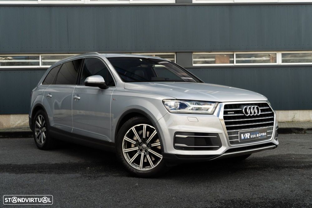 Audi Q7 3.0 V6 TDi quattro S-line Tiptronic - 4
