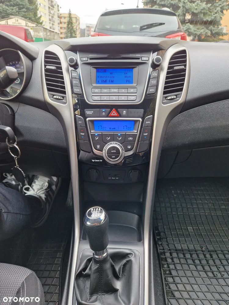 Hyundai i30 1.6 CRDi BlueDrive Go - 18