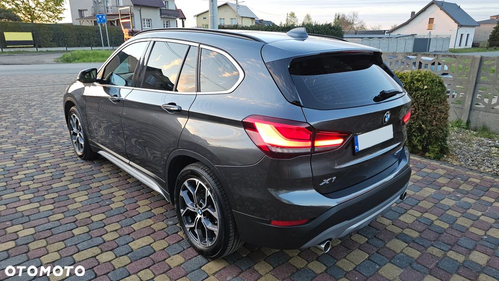 BMW X1 xDrive18d - 6