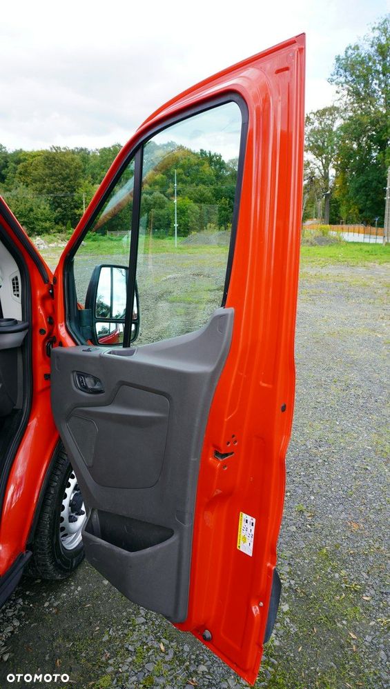 Ford Transit - 22