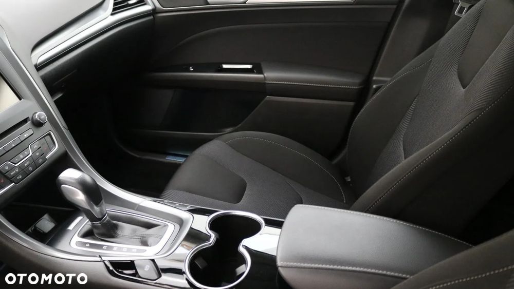 Ford Mondeo 2.0 TDCi Titanium PowerShift - 15