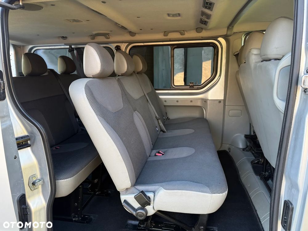 Opel Vivaro - 13