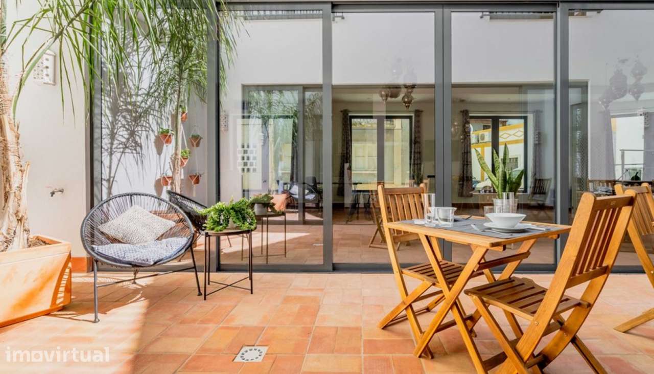 Fantástica Guest House para venda em Lagos, Algarve - Grande imagem: 2/26