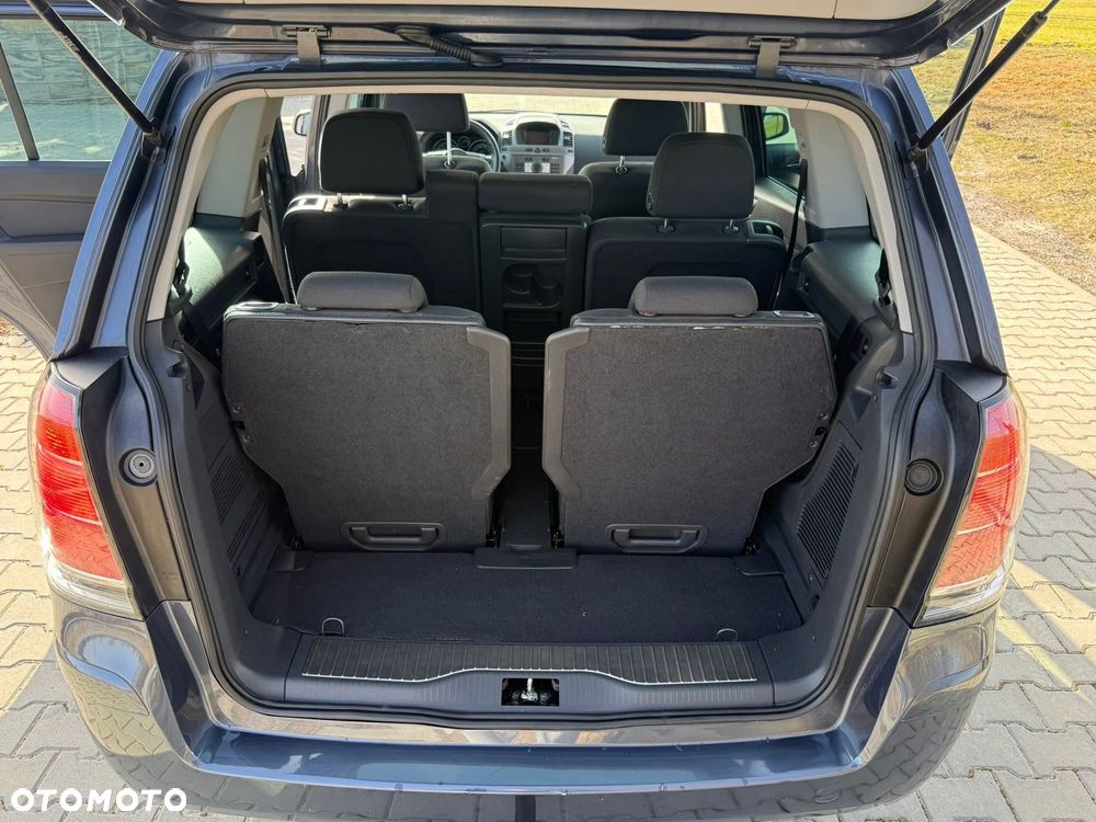 Opel Zafira 1.6 - 18