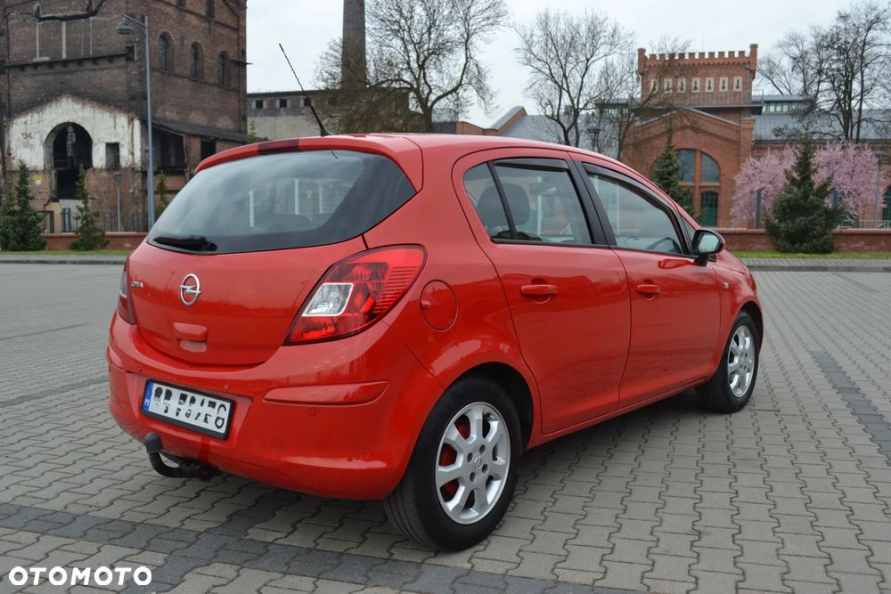 Opel Corsa 1.4 16V Enjoy - 4