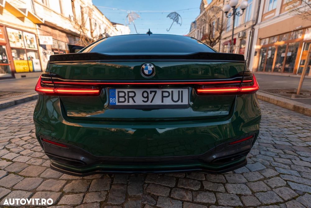BMW Seria 7 750i xDrive - 12