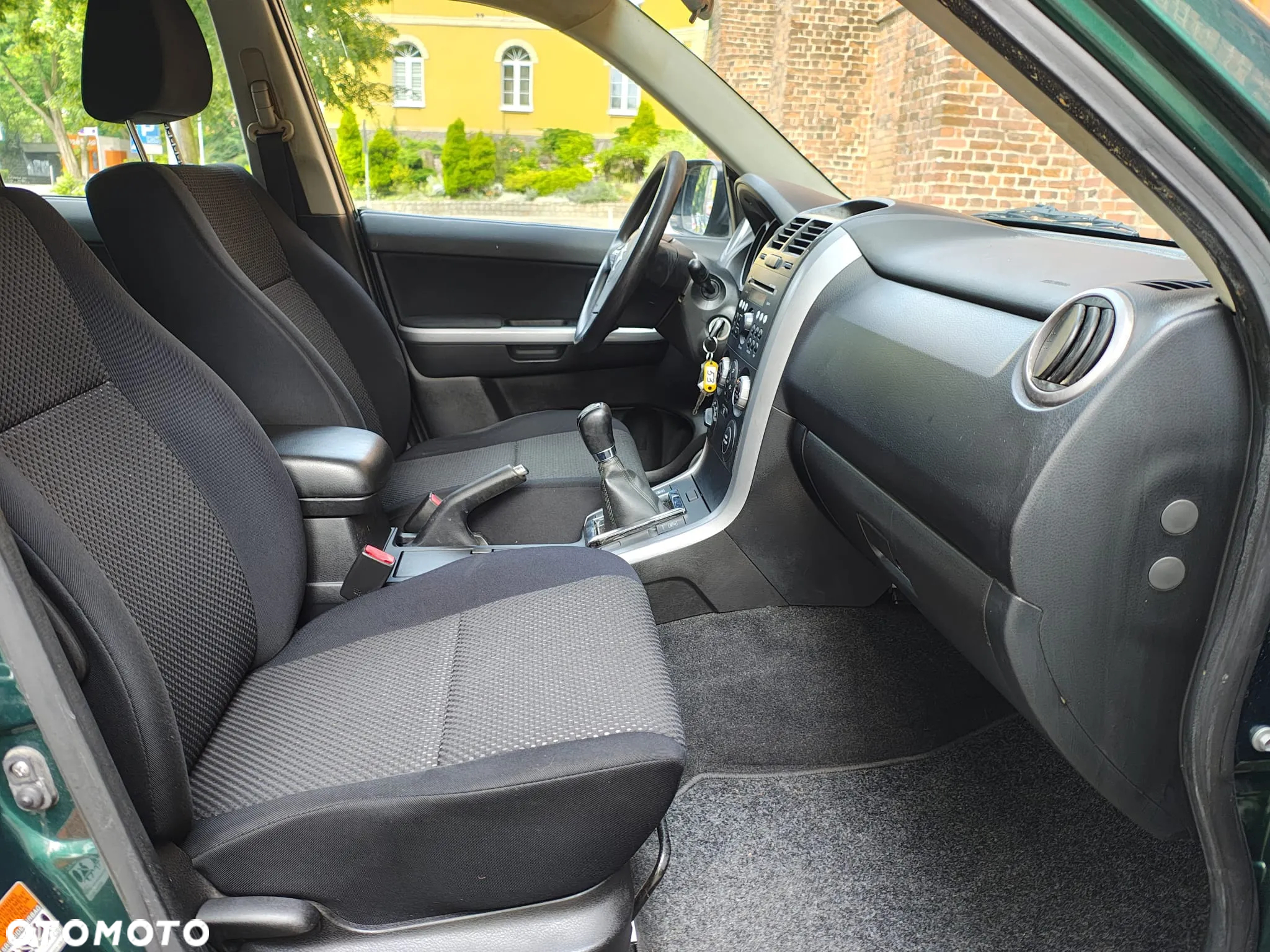 Suzuki Grand Vitara - 11