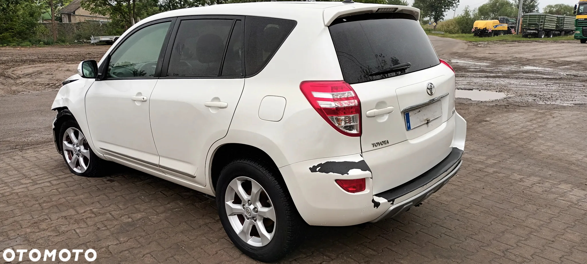 Toyota RAV4 2.2 D-4D Premium - 10