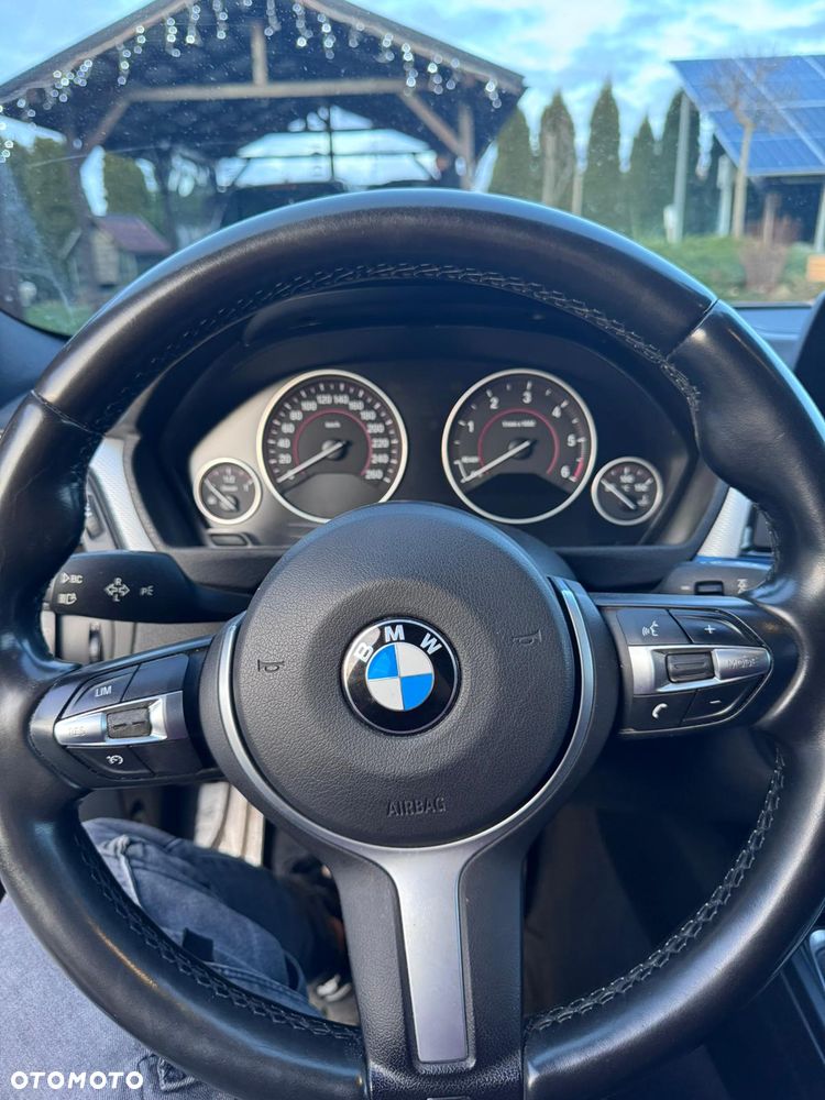 BMW Seria 3 318d - 22